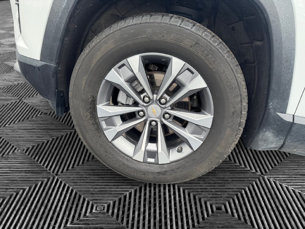 Used 2026 Chevrolet Equinox LT w/ Convenience Package II AWD/4WD image 14