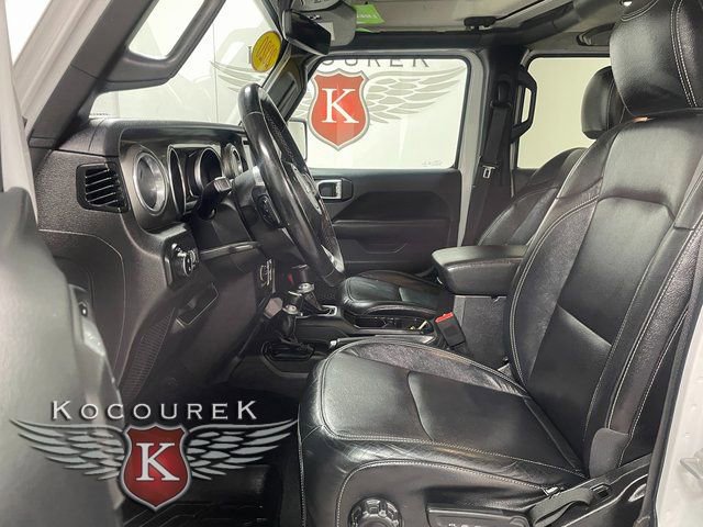 Used 2020 Jeep Gladiator Overland image 11