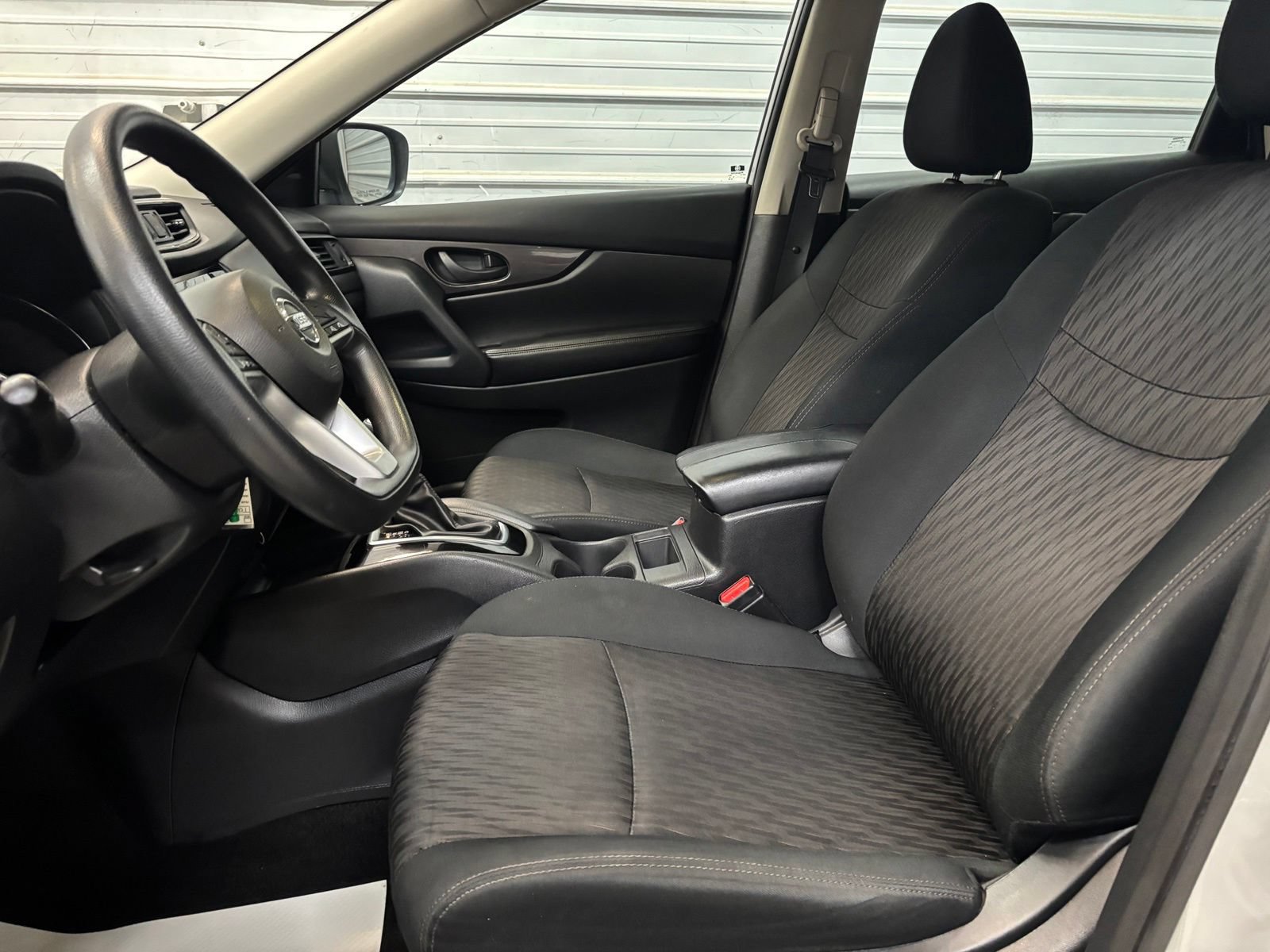 Used 2019 Nissan Rogue S AWD/4WD image 8