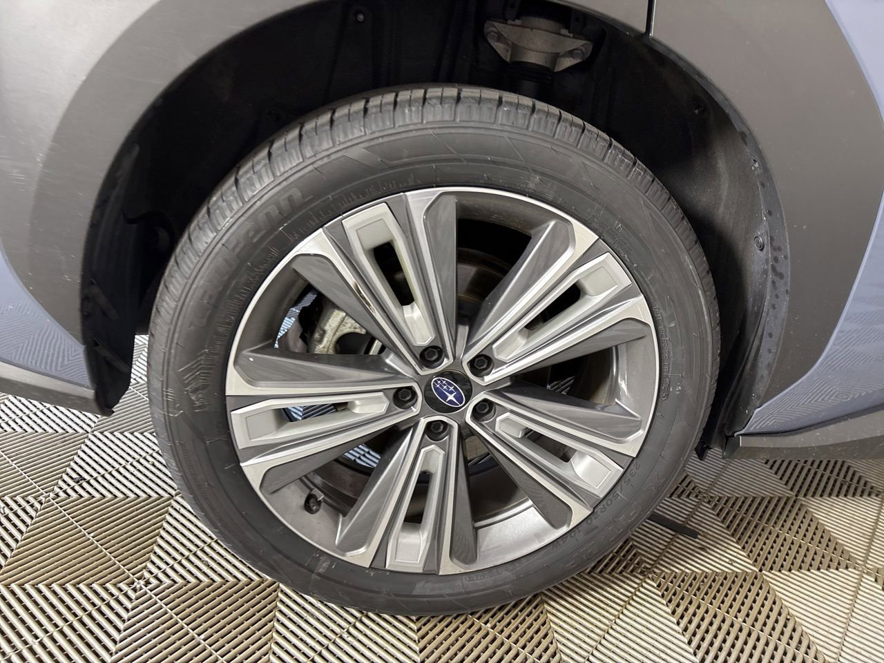 Used 2023 Subaru Solterra AWD image 28