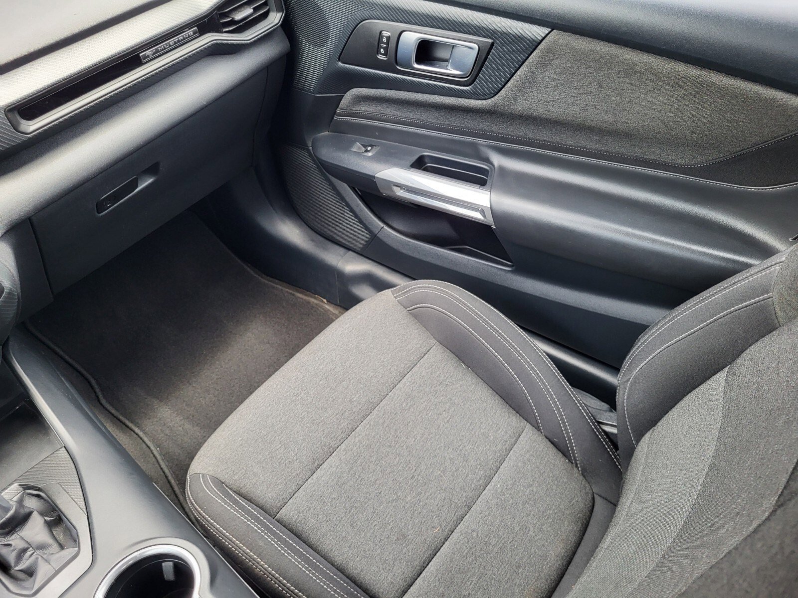 Certified 2024 Ford Mustang Coupe RWD image 16