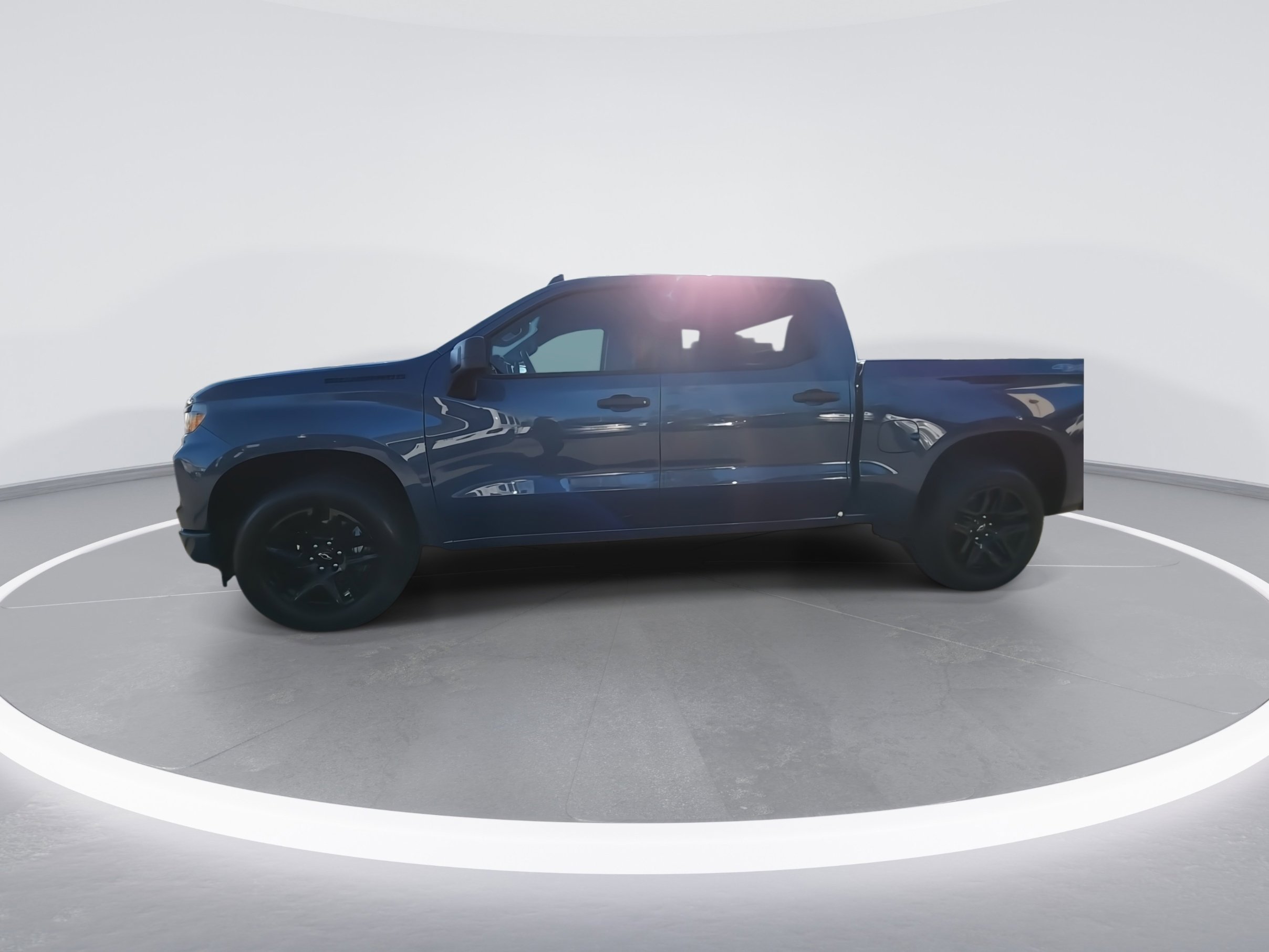 Used 2024 Chevrolet Silverado 1500 Custom w/ LPO, Dark Essentials Package image 5