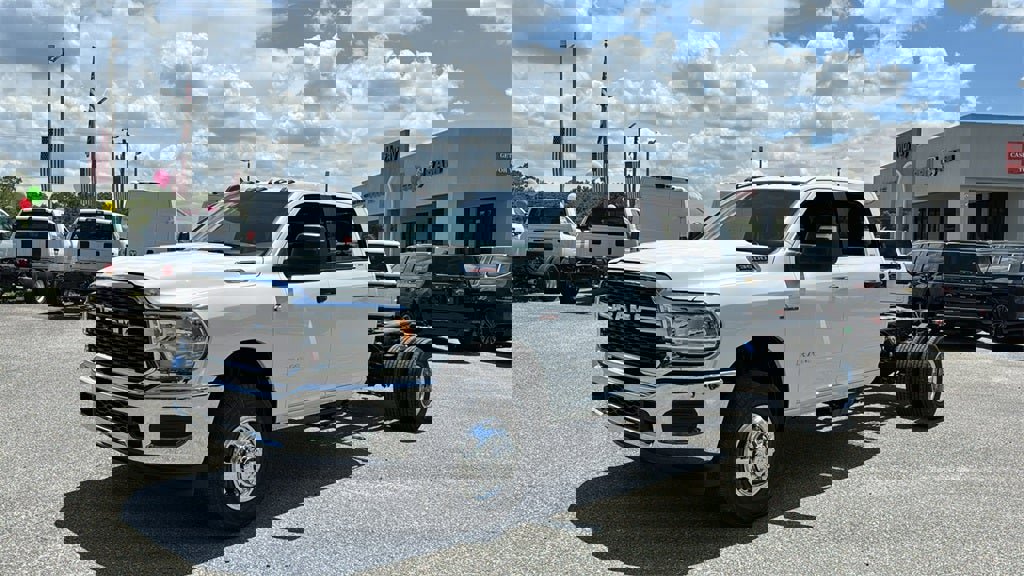 New 2024 RAM 3500 SLT w/ Quick Order Package 2YG SLT image 1
