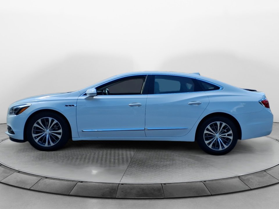 Used 2019 Buick LaCrosse Essence w/ Sun and Shade Package image 4
