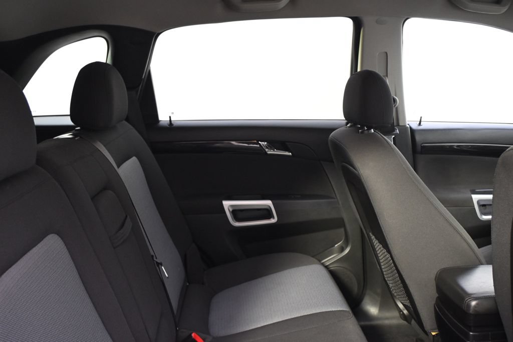 Used 2014 Chevrolet Captiva Sport LS FWD image 18
