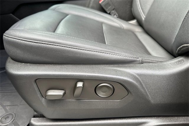 Used 2022 Chevrolet Tahoe Z71 w/ Z71 Off-Road Package image 13