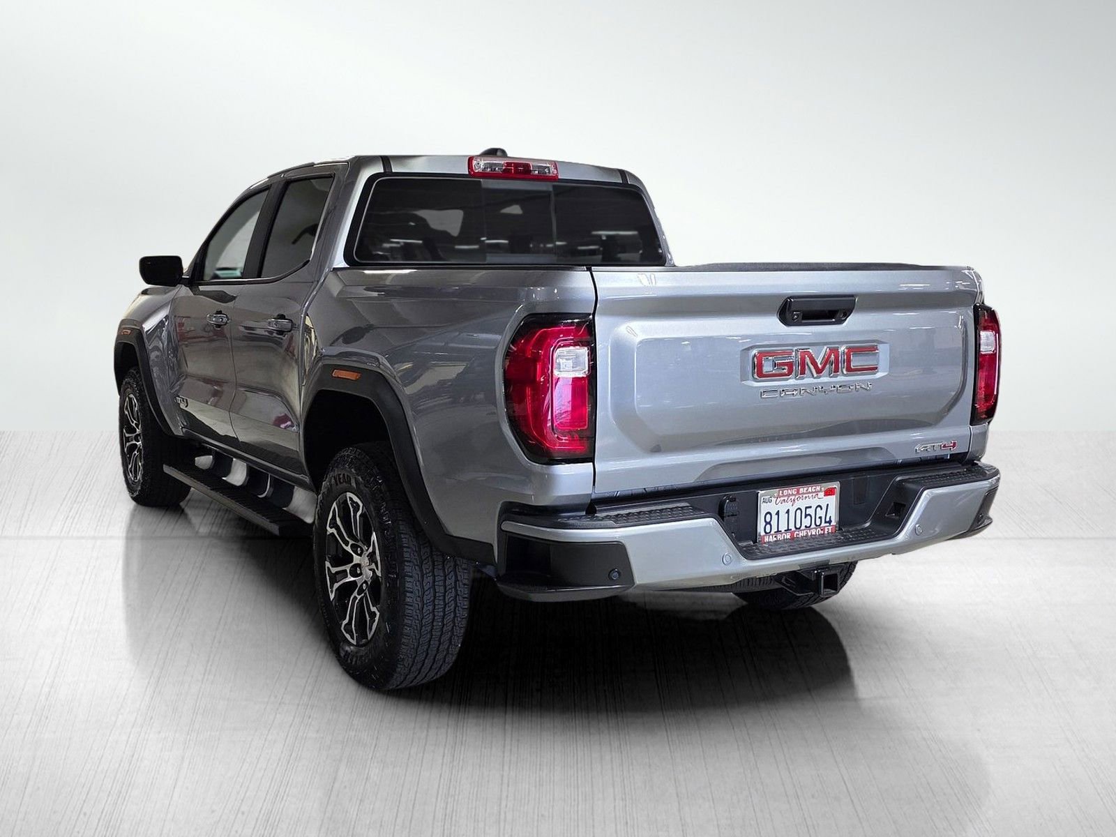 Used 2025 GMC Canyon AT4 AWD/4WD image 5