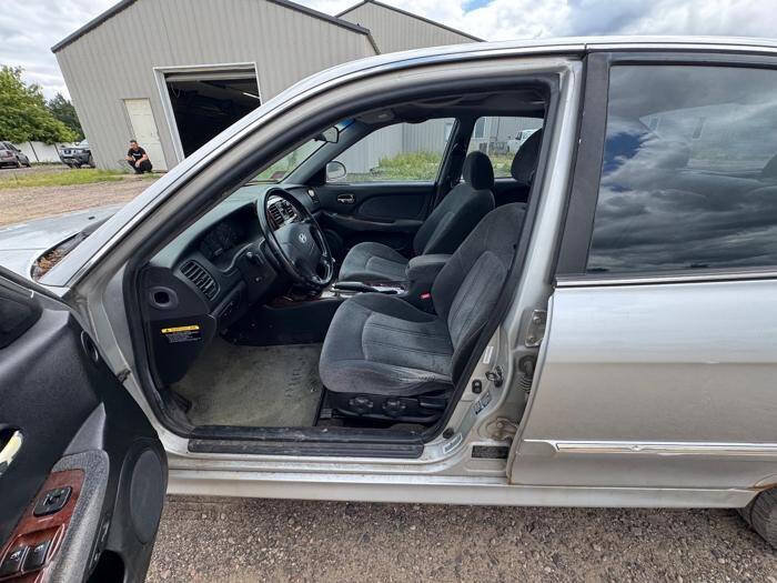 Used 2003 Hyundai Sonata GLS FWD image 21