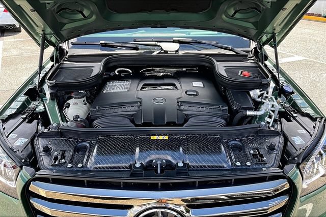 Certified 2025 Mercedes-Benz GLS 580 4MATIC image 31