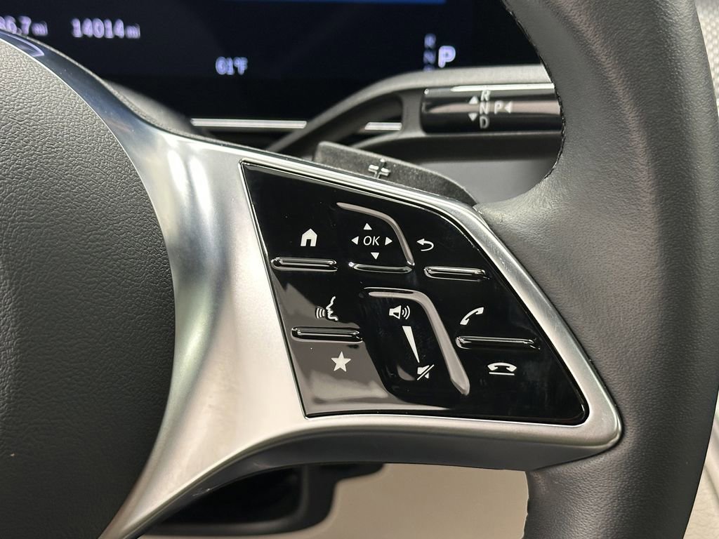 Certified 2025 Mercedes-Benz GLC 300 image 28