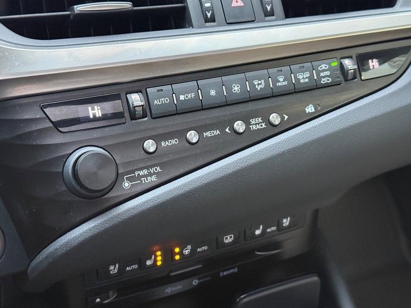 Used 2019 Lexus ES 350 image 28