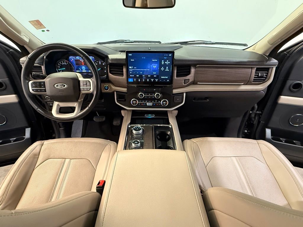 Used 2023 Ford Expedition Limited image 22