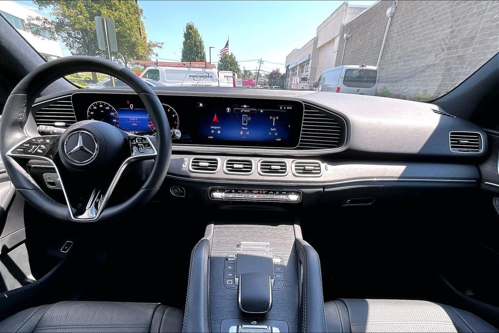 Used 2025 Mercedes-Benz GLE 580 4MATIC image 15