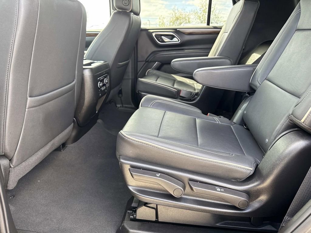 Used 2024 Chevrolet Tahoe Premier RWD image 15