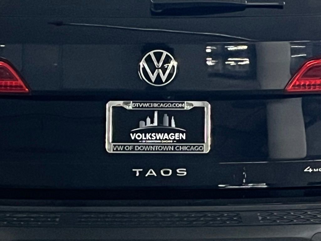 Used 2022 Volkswagen Taos SE w/ Panoramic Sunroof Package image 34