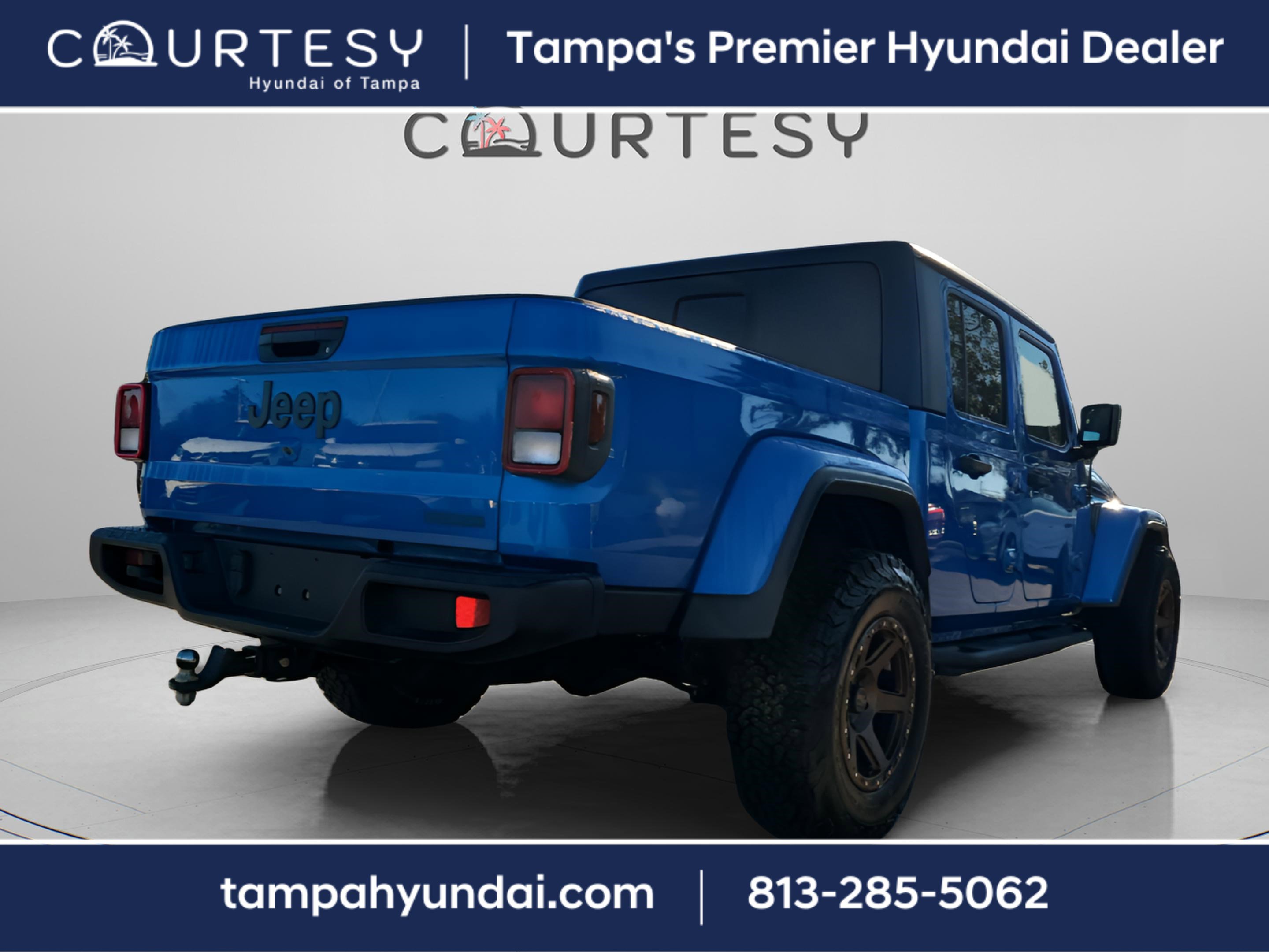 Used 2021 Jeep Gladiator Sport image 3