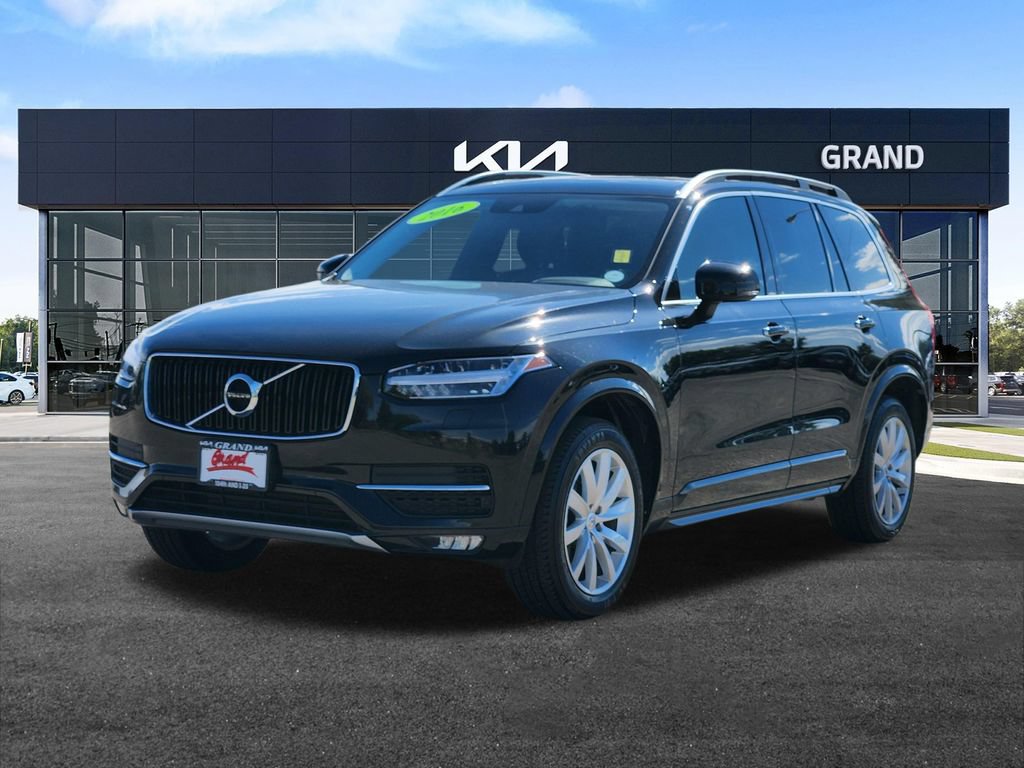 Used 2016 Volvo XC90 T6 Momentum w/ Momentum Plus Package AWD/4WD image 4