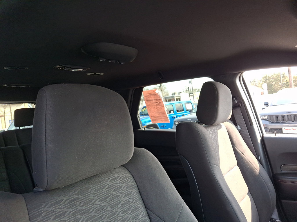 Used 2025 Dodge Durango GT AWD/4WD image 13