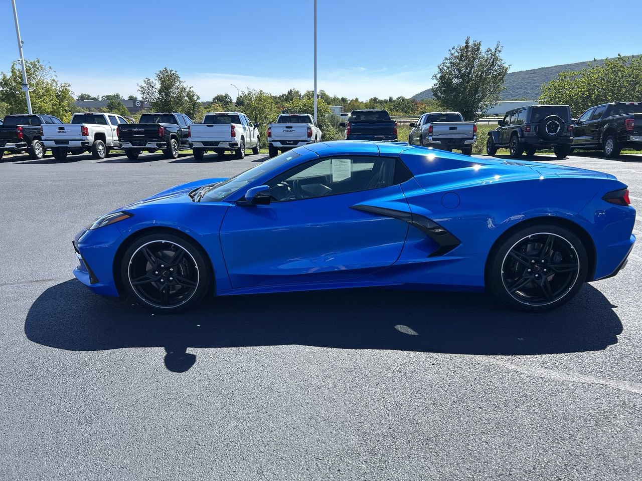 Used 2024 Chevrolet Corvette Stingray Preferred Conv w/ 2LT RWD image 4