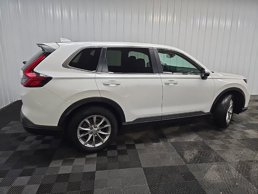 Used 2023 Honda CR-V EX image 3