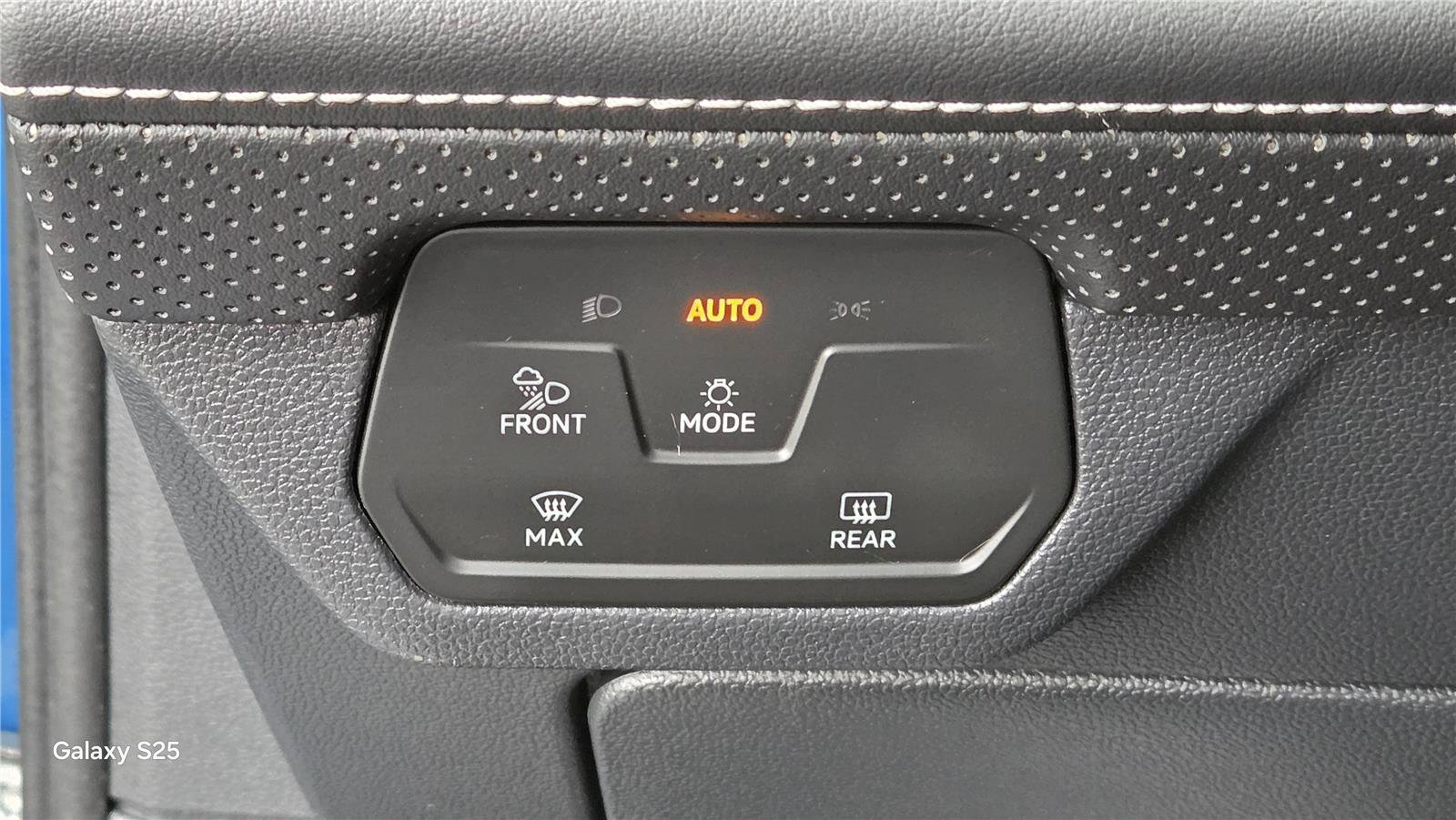 Certified 2024 Volkswagen Atlas Cross Sport SE w/ Black Wheel Package AWD/4WD image 16