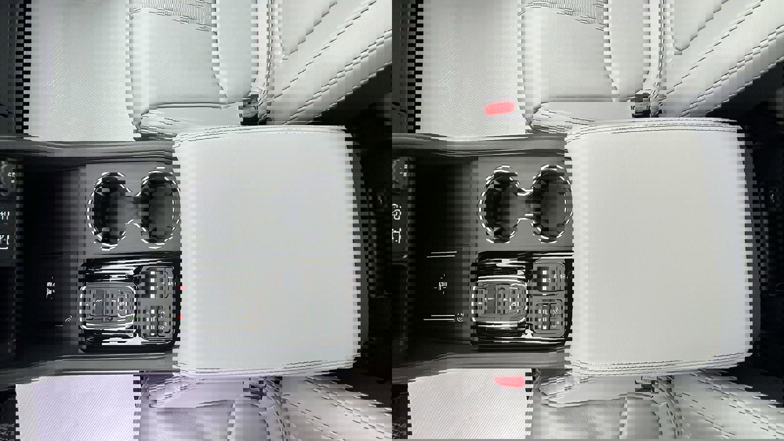 New 2025 Honda Pilot Touring image 26