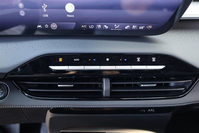 New 2026 Buick Enclave Avenir FWD image 24