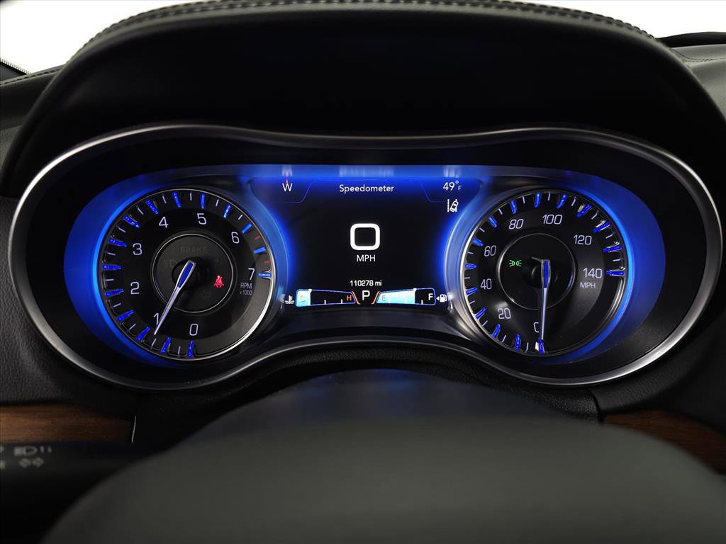 Used 2016 Chrysler 300 C Platinum w/ Safetytec Plus Group image 18