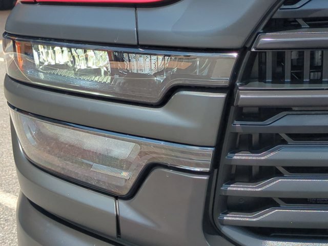 New 2026 RAM 2500 Tradesman AWD/4WD image 10