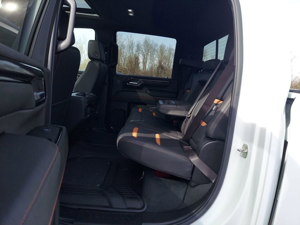 Used 2024 GMC Sierra 2500 AT4 w/ AT4 Premium Plus Package image 29