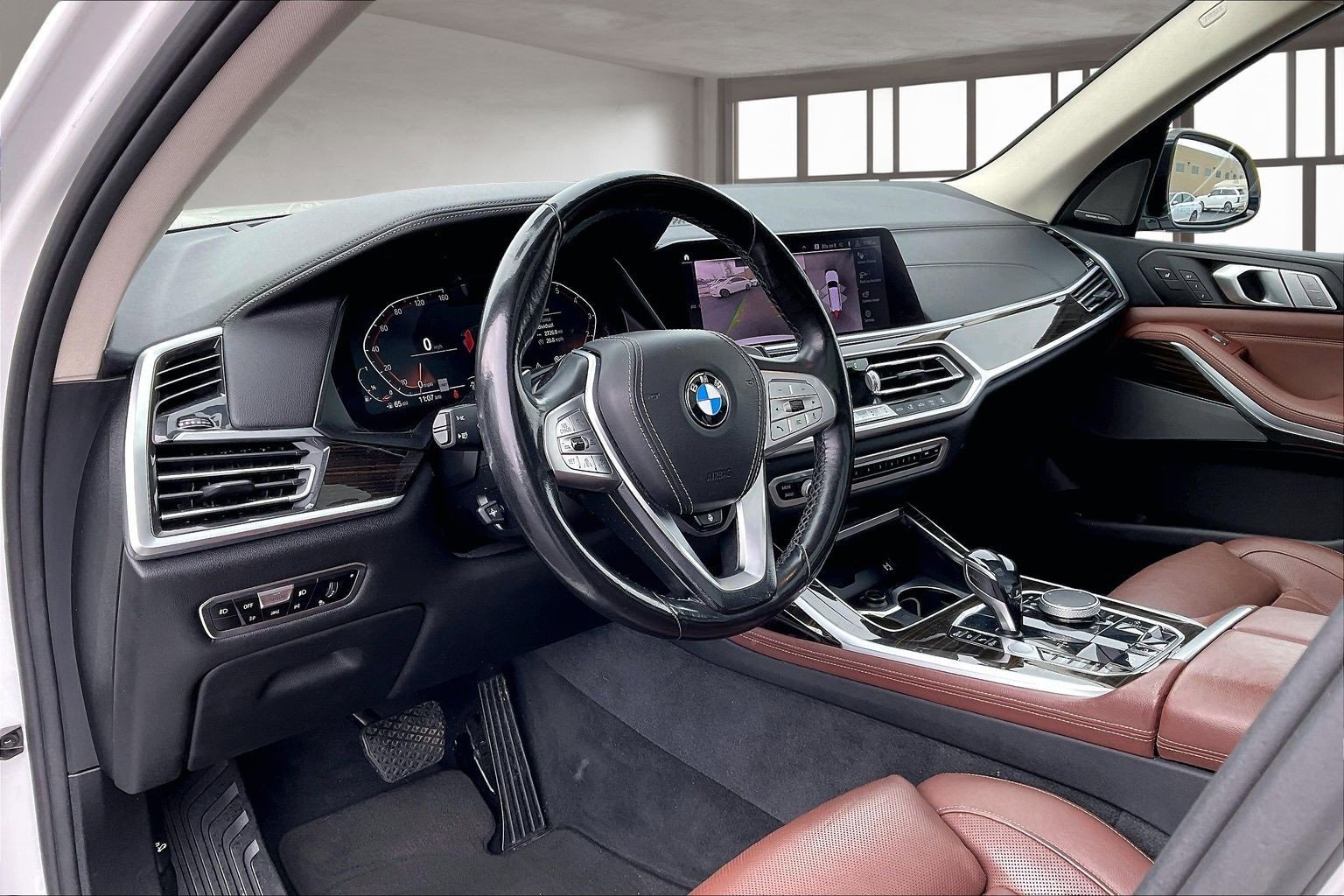 Used 2019 BMW X7 xDrive50i w/ Premium Package image 17