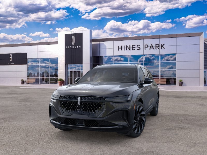 New 2026 Lincoln Nautilus Reserve AWD/4WD image 2
