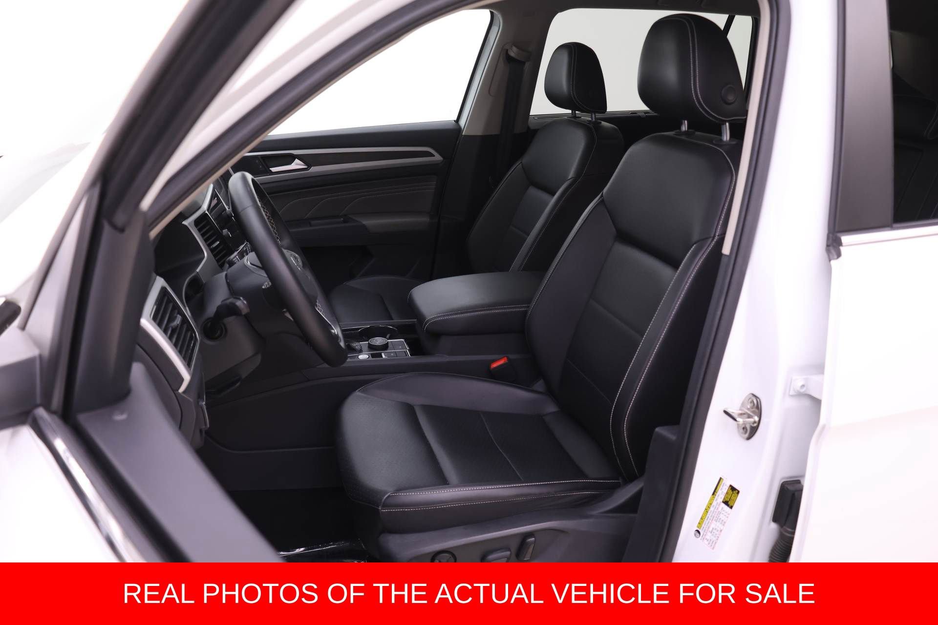 Used 2022 Volkswagen Atlas SE image 4