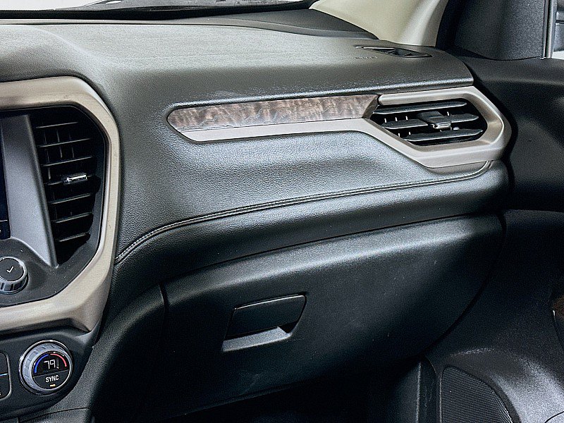 Used 2023 GMC Acadia Denali w/ Denali Ultimate Package AWD/4WD image 26