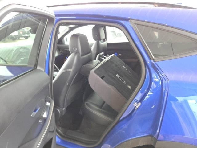 Used 2018 Jaguar E-PACE R-Dynamic HSE image 42