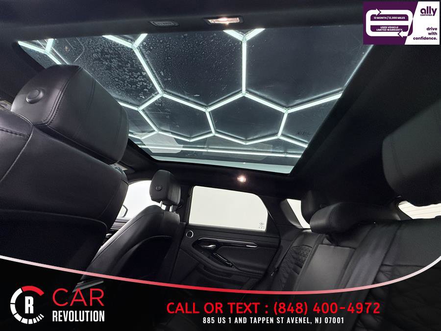 Used 2020 Land Rover Range Rover Evoque SE image 43