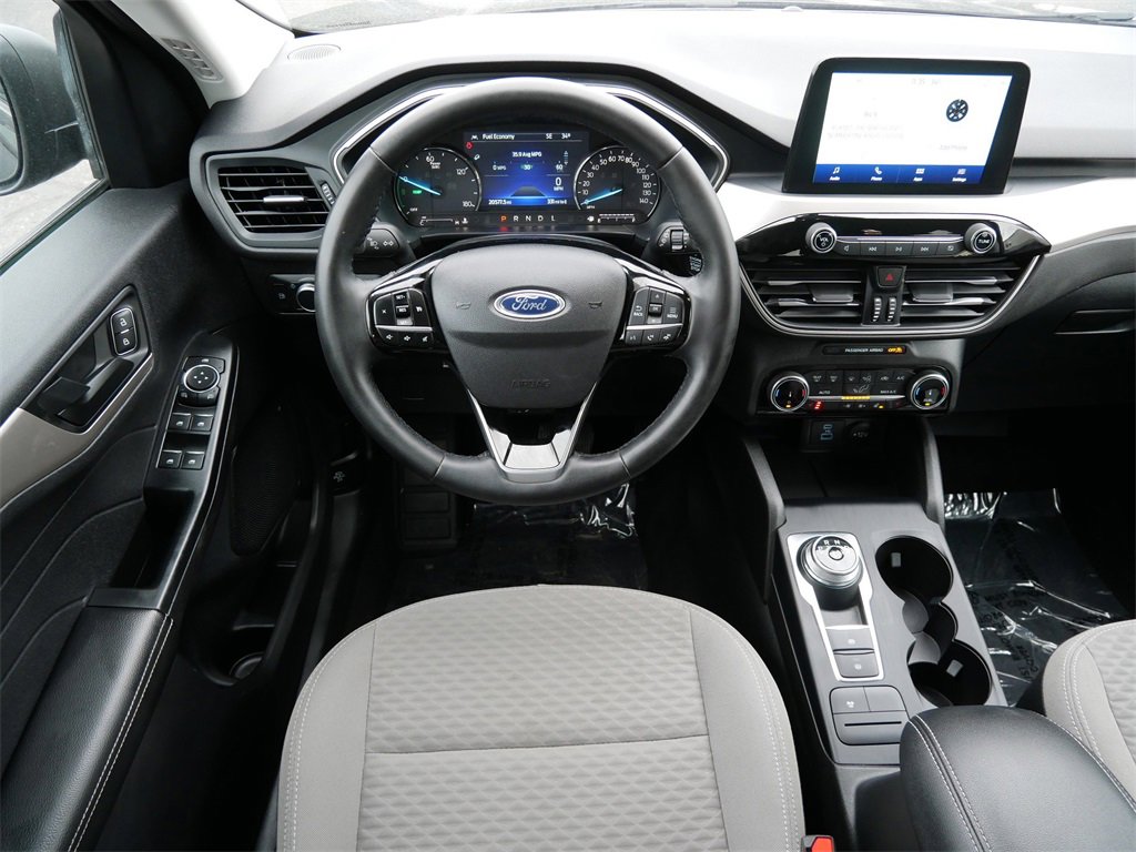 Used 2022 Ford Escape SE w/ Cold Weather Package image 14