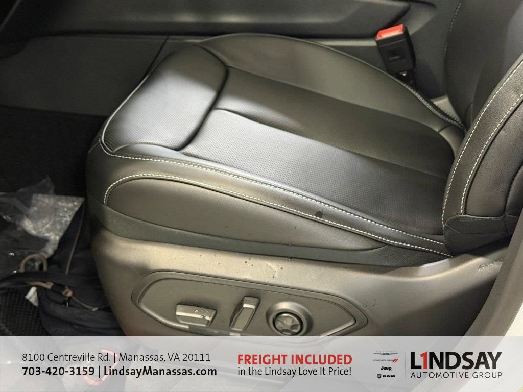 New 2025 Jeep Grand Cherokee Limited w/ Luxury Tech Group II image 17