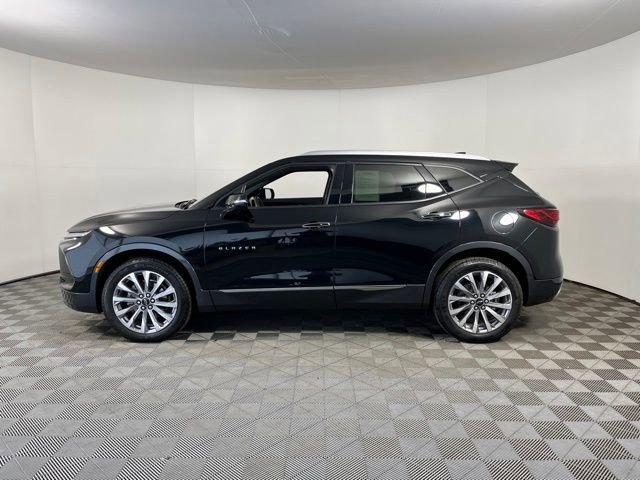 Used 2023 Chevrolet Blazer Premier w/ Enhanced Convenience Package image 4