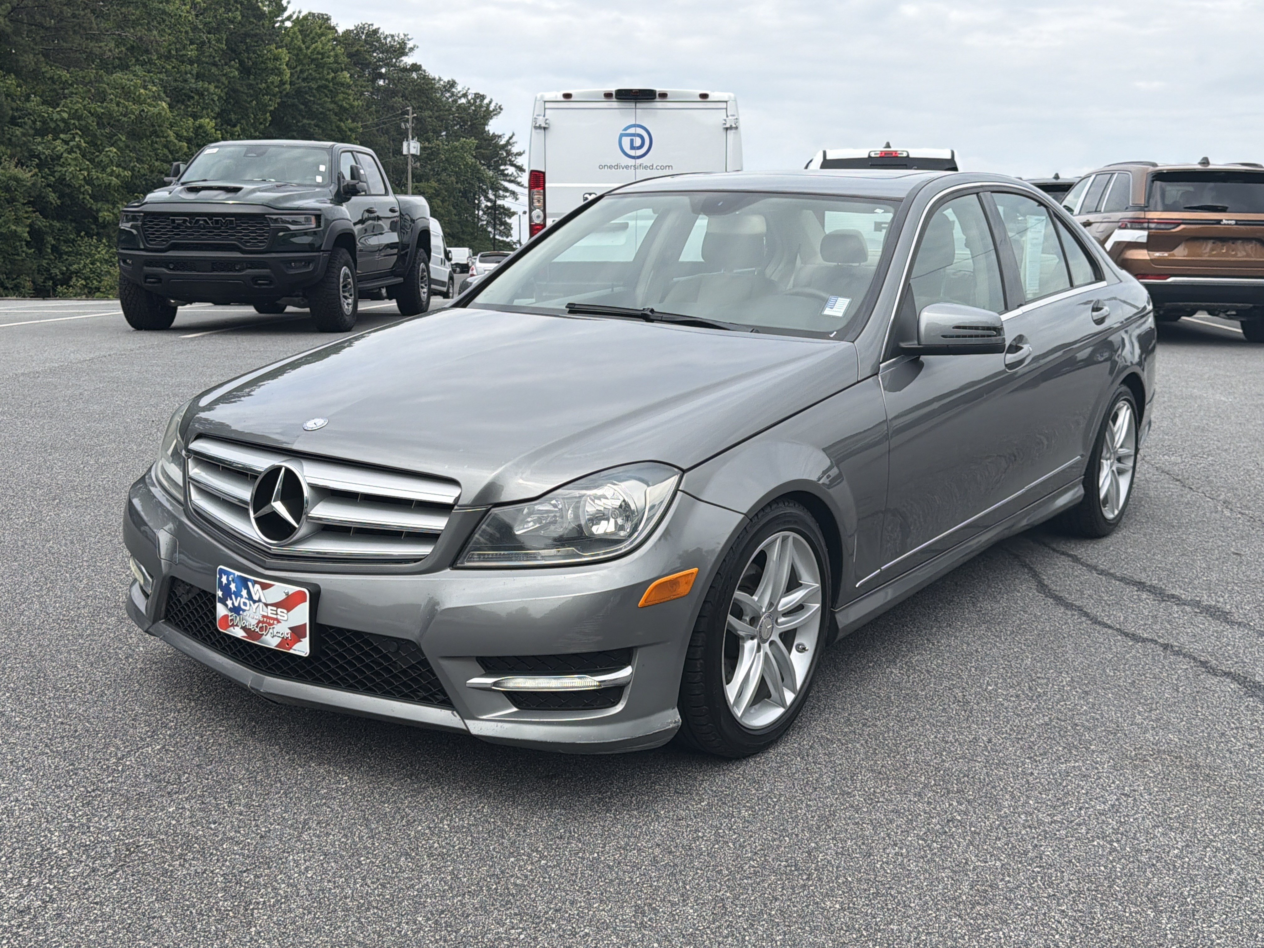 Used 2012 Mercedes-Benz C 300 4MATIC Sedan image 7