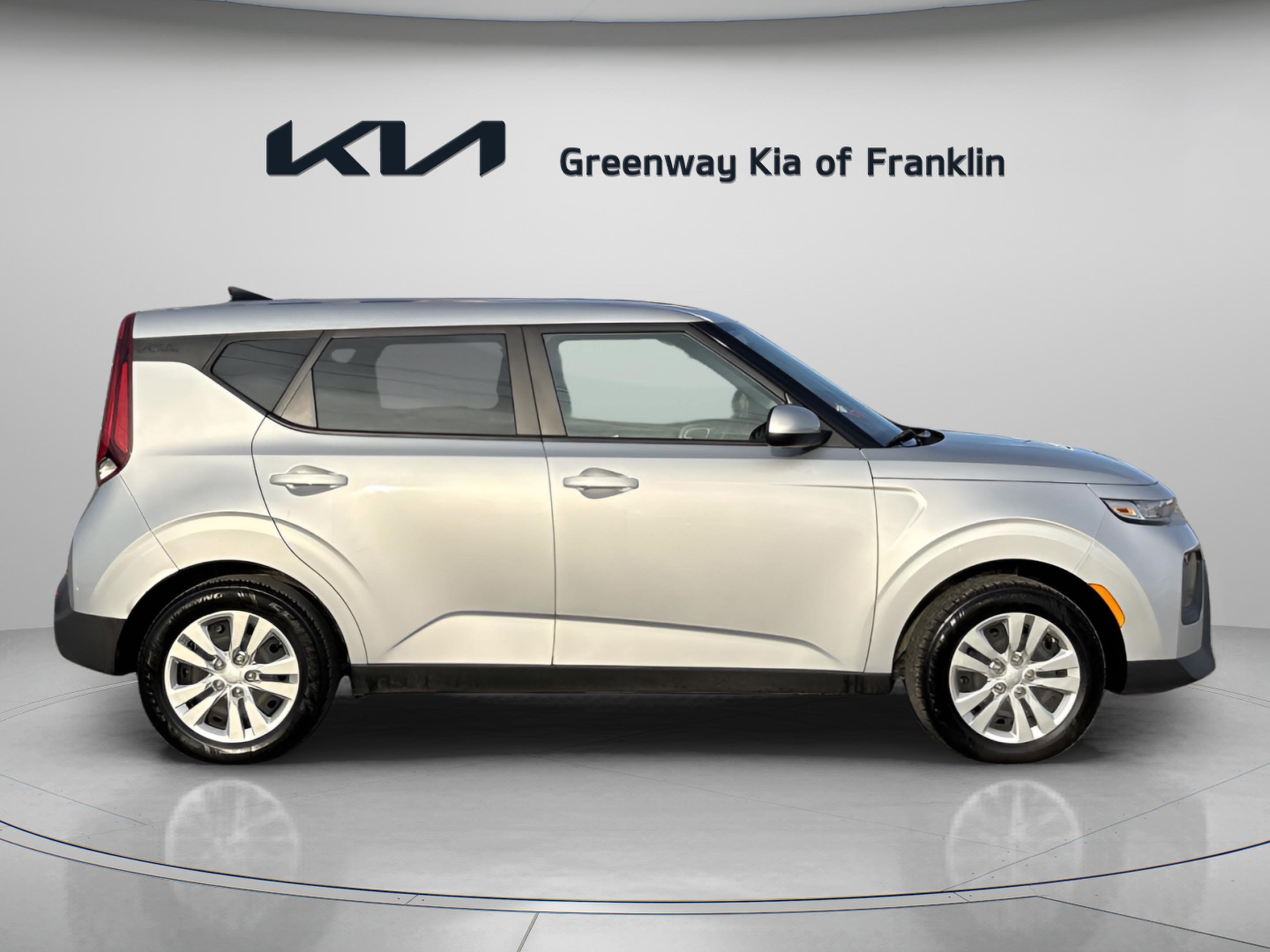 Used 2020 Kia Soul LX image 8