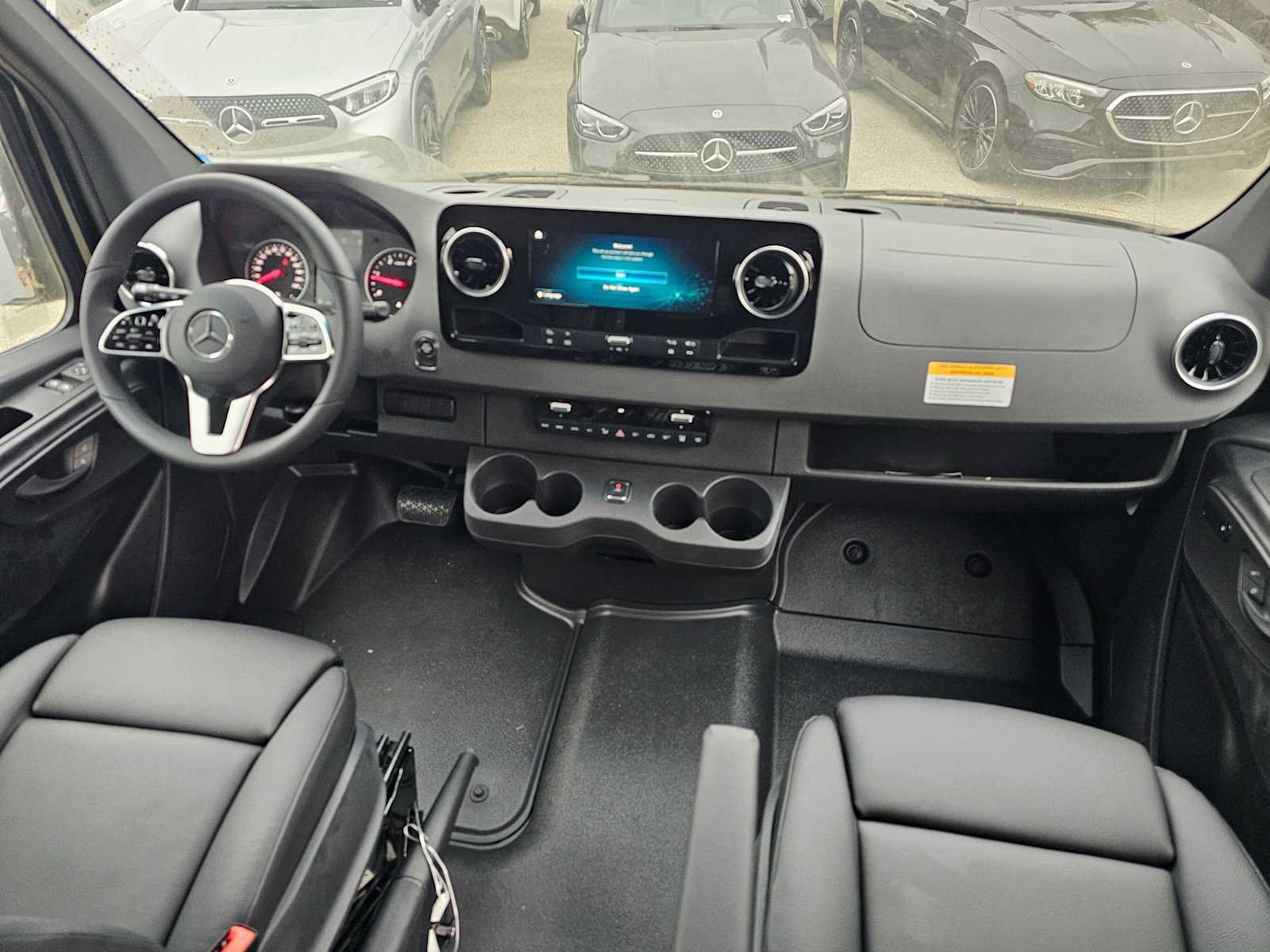 Used 2024 Mercedes-Benz Sprinter 3500 image 10