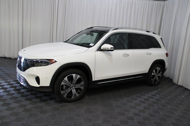 New 2024 Mercedes-Benz EQB 300 4MATIC image 3