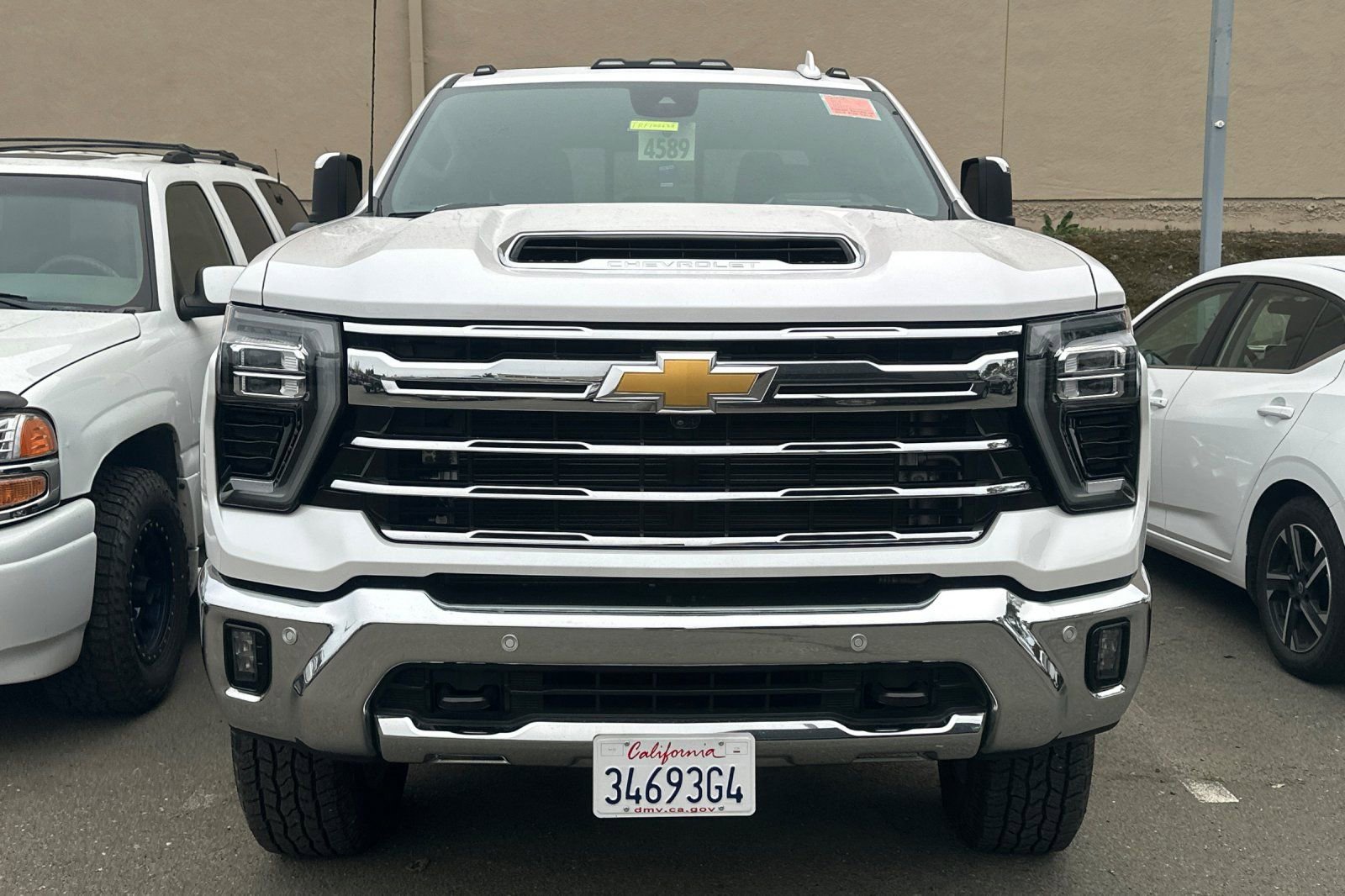 Used 2024 Chevrolet Silverado 2500 LTZ w/ LTZ Premium Package image 5