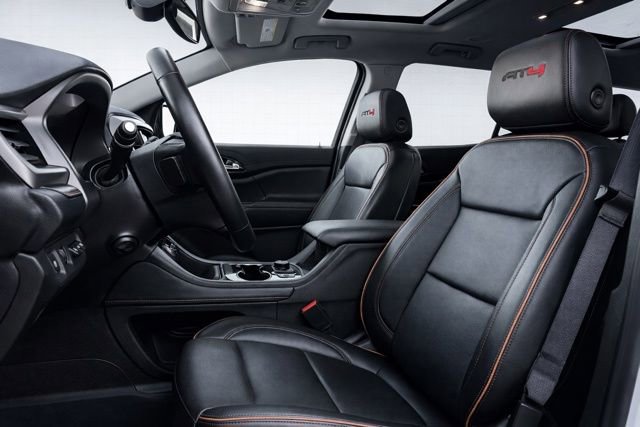 Used 2023 GMC Acadia AT4 w/ Technology Package image 11