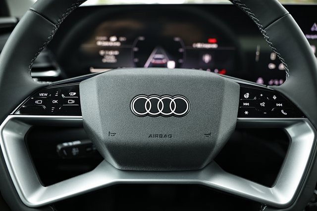 New 2025 Audi Q5 Premium Plus image 31