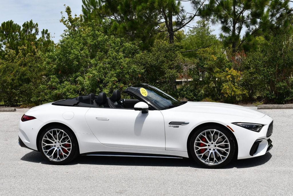 Used 2024 Mercedes-Benz SL 55 AMG 4MATIC image 8