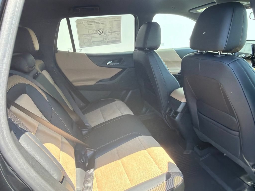 New 2027 Chevrolet Equinox ACTIV w/ LPO, Floor Liner Package FWD image 6