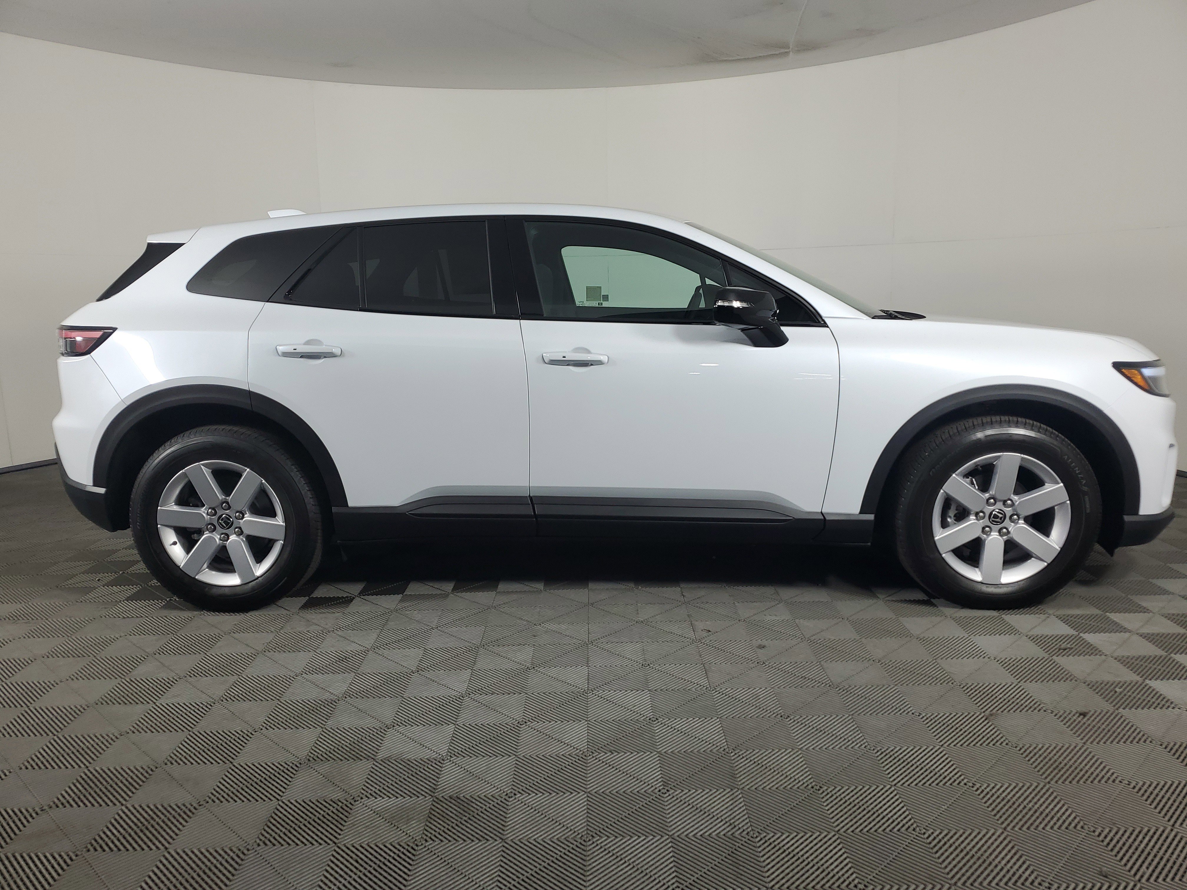 New 2026 Honda Prologue EX image 3