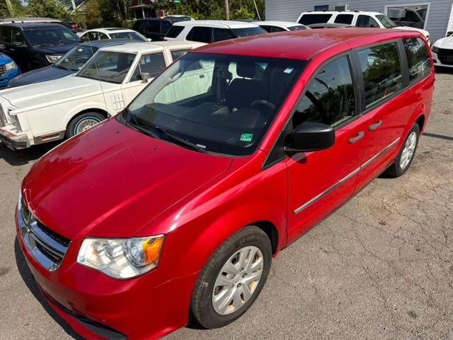 Used 2016 Dodge Grand Caravan American Value Package FWD image 1